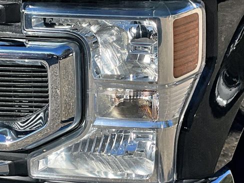 Used 2022 Ford F350 XLT w/ XLT Premium Package image 20