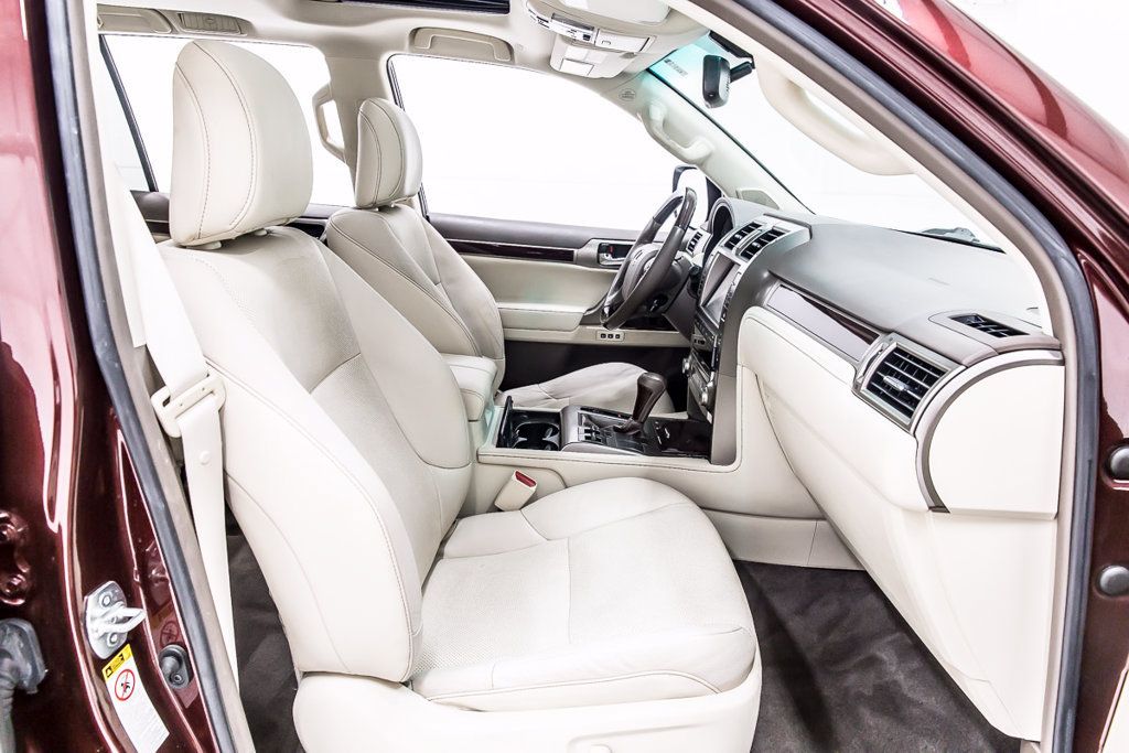 Used 2019 Lexus GX 460 Premium AWD/4WD image 31