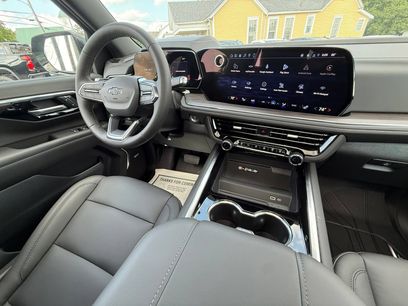 New 2026 Chevrolet Tahoe Z71 w/ Z71 Off-Road Package
