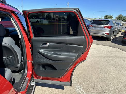 Used 2022 Hyundai Santa Fe XRT image 39