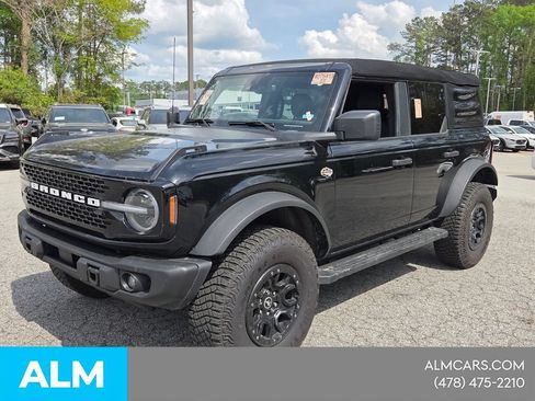 Used 2023 Ford Bronco Wildtrak AWD/4WD image 3