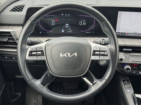 Used 2023 Kia Telluride EX w/ EX Captain's Chair Package FWD image 20