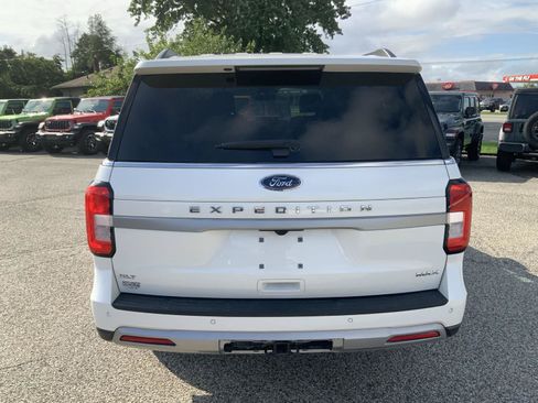 Used 2024 Ford Expedition Max XLT AWD/4WD image 10