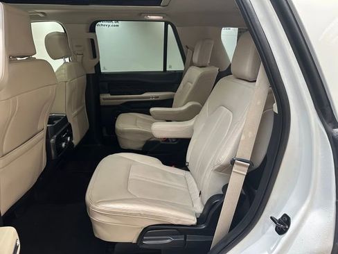 Used 2022 Ford Expedition Platinum image 24