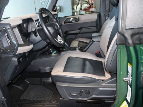 Used 2024 Ford Bronco Wildtrak AWD/4WD image 9
