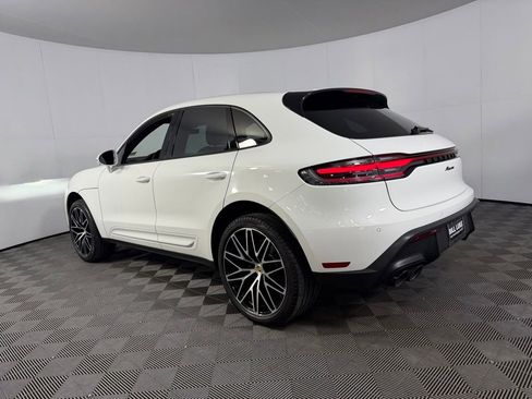 Used 2025 Porsche Macan AWD/4WD image 8