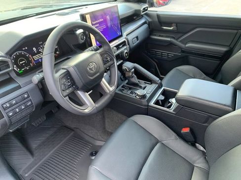 New 2026 Toyota 4Runner Limited AWD/4WD image 10