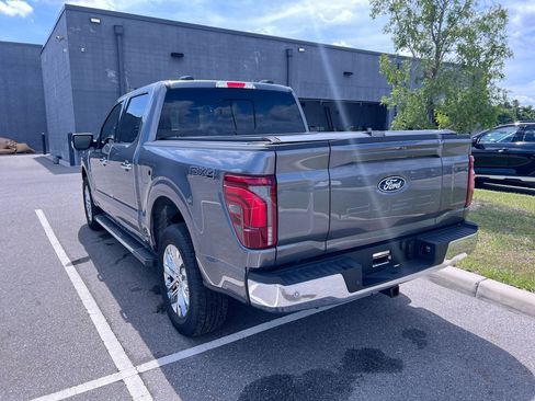 Used 2025 Ford F150 Lariat w/ Equipment Group 502A High AWD/4WD image 5