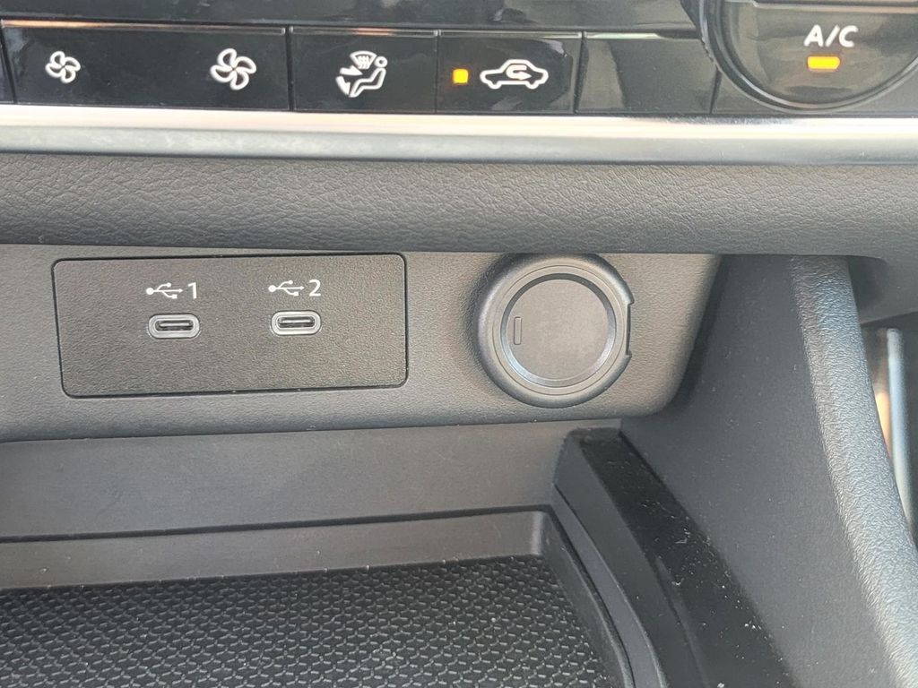 Used 2026 Nissan Rogue SV AWD/4WD image 27