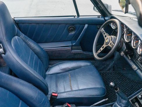 Used 1986 Porsche 911 Carrera image 24