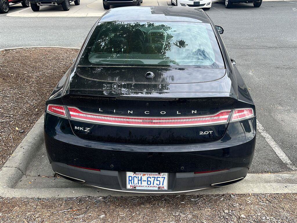 Used 2018 Lincoln MKZ Premiere w/ Magnetic Appearance Package FWD image 4