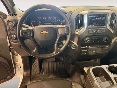 Used 2025 Chevrolet Silverado 1500 W/T w/ Trailering Package image 11