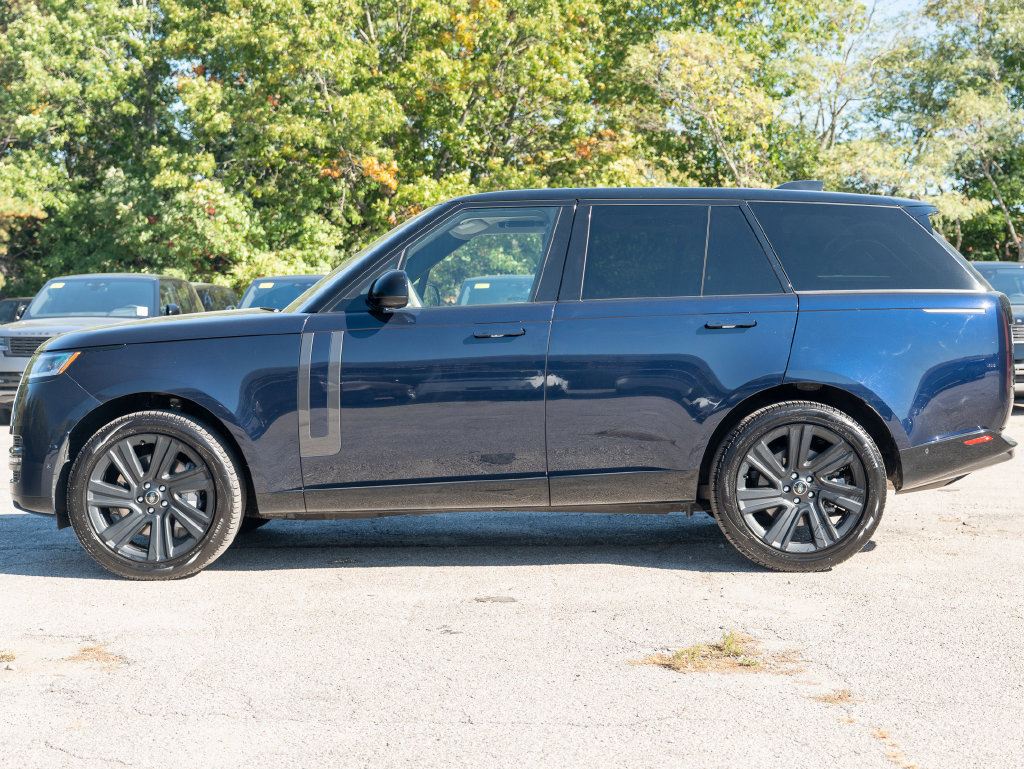 Used 2023 Land Rover Range Rover SE AWD/4WD image 7