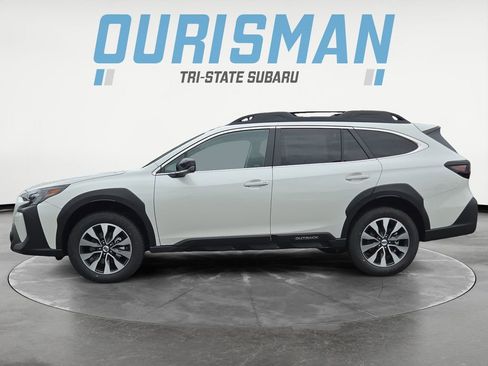 Used 2025 Subaru Outback Limited image 3