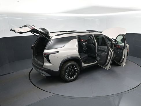 New 2026 Chevrolet Traverse Z71 w/ Enhanced Driving Package AWD/4WD image 51