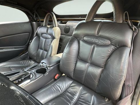 Used 2002 Chrysler Prowler image 5