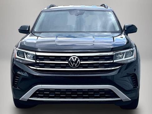 Used 2023 Volkswagen Atlas SE w/ Black Wheel Package FWD image 3