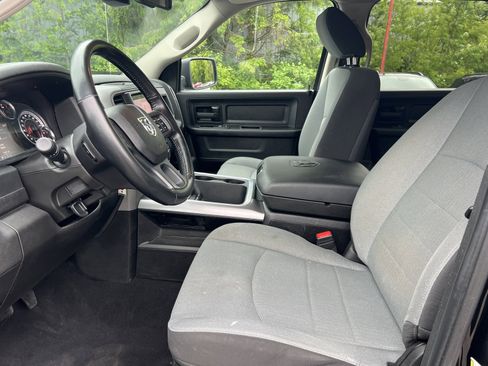 Used 2023 RAM 1500 Express w/ Wheel & Sound Group AWD/4WD image 8