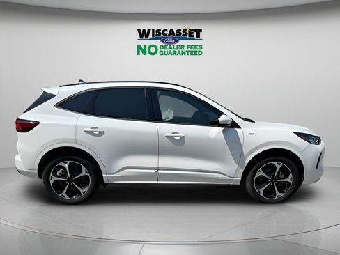 New 2024 Ford Escape ST-Line Select w/ Tech Pack #2 AWD/4WD image 6