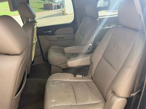 Used 2012 GMC Yukon XL Denali image 12