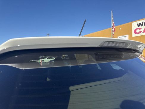 Used 2011 Toyota Venza image 30