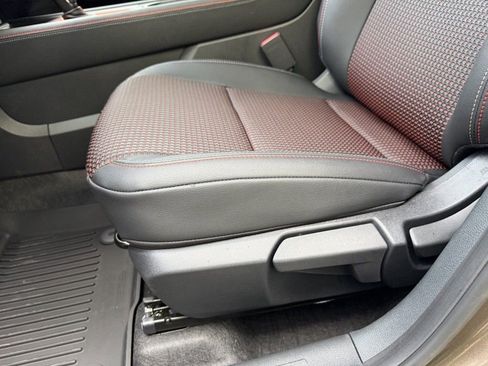 New 2026 Nissan Kicks SR w/ Cold Weather Package image 13