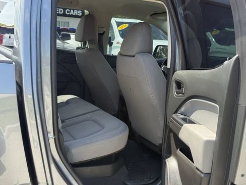 Used 2021 Chevrolet Colorado W/T w/ WT Convenience Package RWD image 29