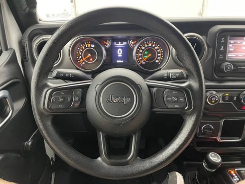 Used 2021 Jeep Wrangler Unlimited Sport AWD/4WD image 17