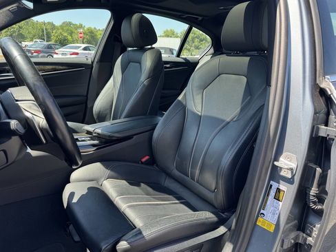Used 2017 BMW 530i w/ Premium Package RWD image 9