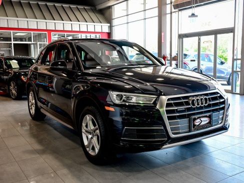 Used 2018 Audi Q5 2.0T Premium AWD/4WD image 3