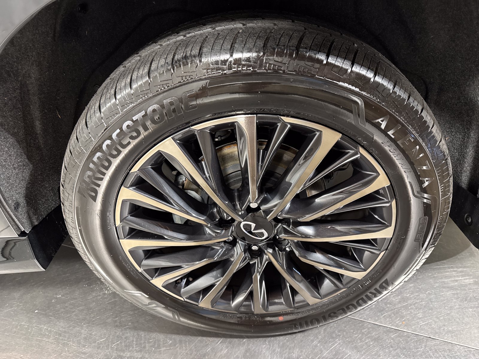 Certified 2025 INFINITI QX80 Autograph w/ Autograph Exterior Package AWD/4WD image 12