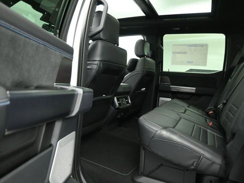 New 2026 Ford F250 Platinum image 19