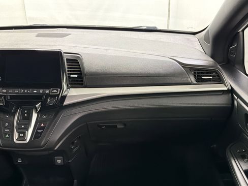 Certified 2023 Honda Odyssey Sport image 28
