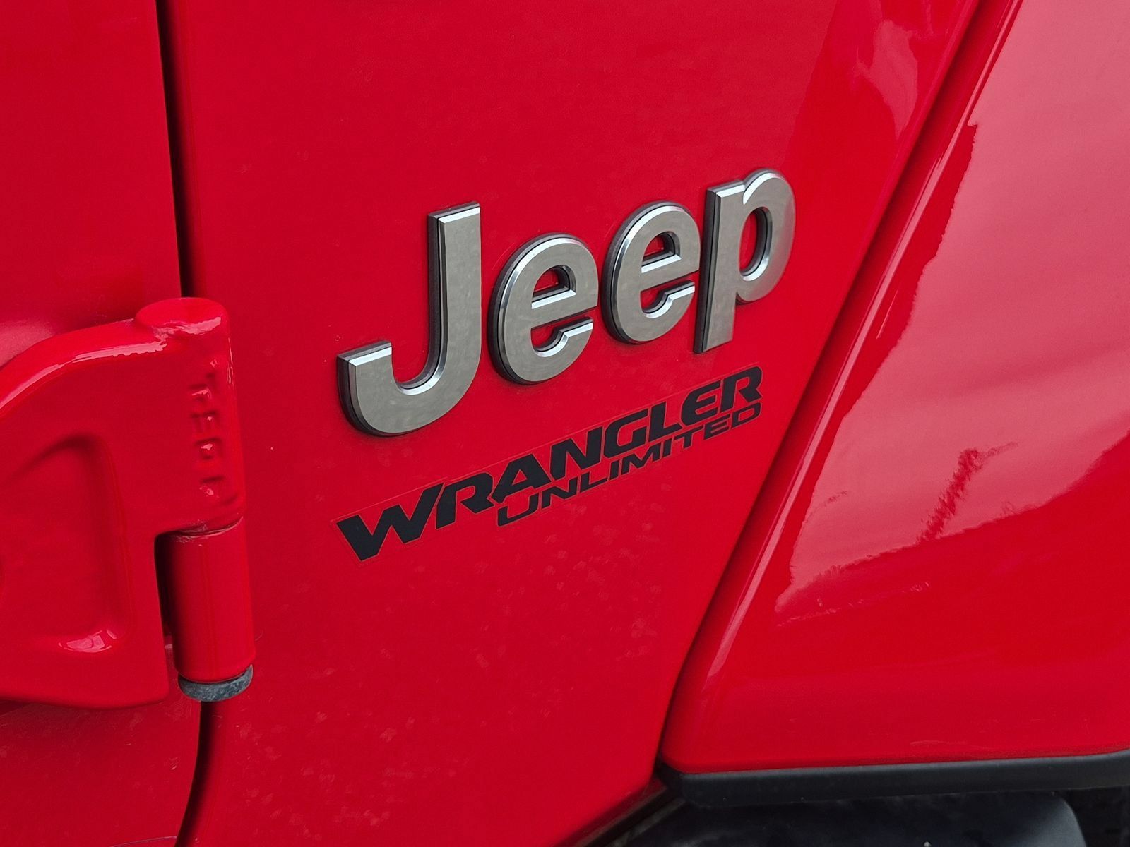 Used 2021 Jeep Wrangler Unlimited Sahara AWD/4WD image 13