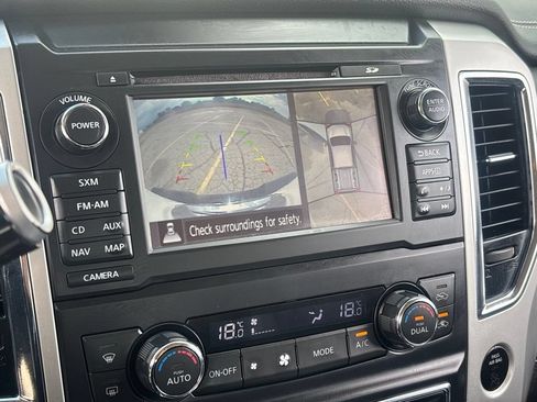 Used 2018 Nissan Titan PRO-4X AWD/4WD image 16