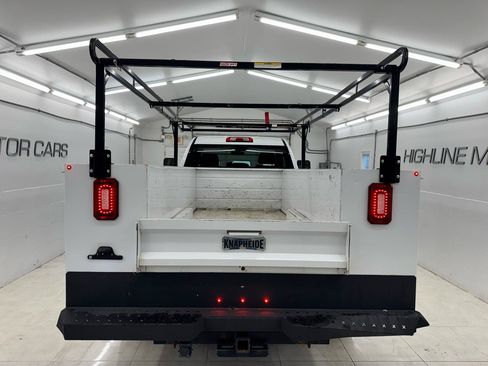 Used 2022 Chevrolet Silverado 3500 W/T w/ WT Convenience Package RWD image 5