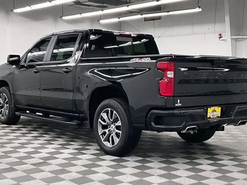 Used 2024 Chevrolet Silverado 1500 RST w/ Convenience Package II image 3