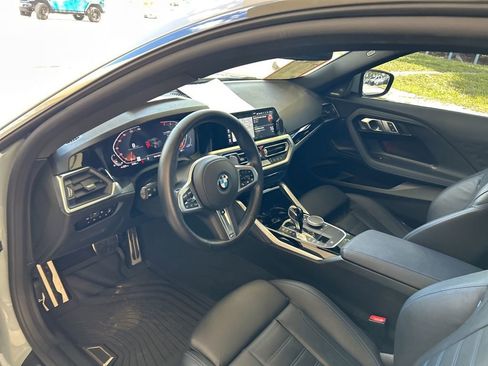 Used 2022 BMW 230i Coupe w/ Premium Package 2 RWD image 6