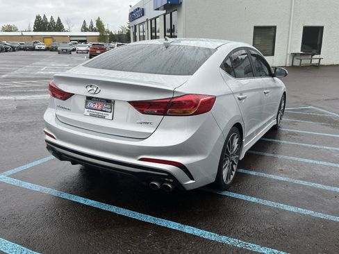 Used 2018 Hyundai Elantra Sport w/ Sport Premium Package 03 FWD image 5