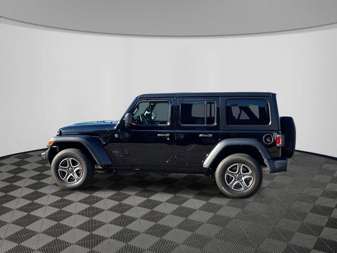 Used 2023 Jeep Wrangler Unlimited Sport AWD/4WD image 4