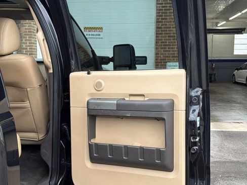 Used 2011 Ford F250 Lariat w/ Lariat Ultimate Pkg image 45