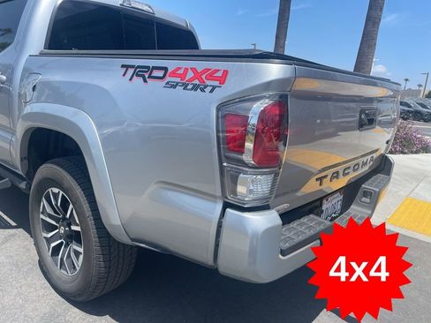 Used 2023 Toyota Tacoma TRD Sport w/ Black Out Package (TMS) AWD/4WD image 10