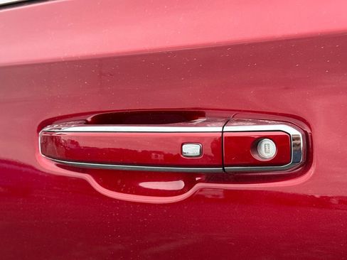 New 2026 GMC Yukon XL Elevation w/ Elevation Premium Package image 14