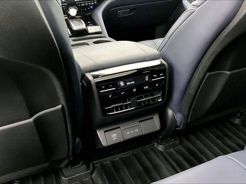 Certified 2025 Acura MDX Type S image 30