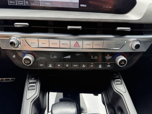 Certified 2025 Kia Telluride SX X-Line AWD/4WD image 25