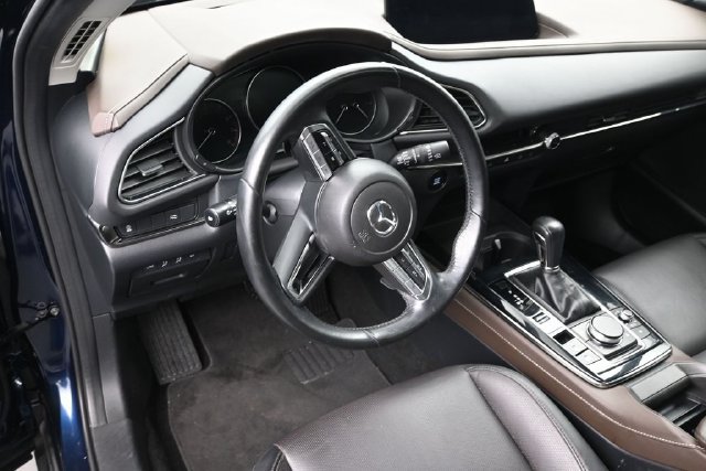 Certified 2023 MAZDA CX-30 AWD 2.5 S w/ Premium Package image 11