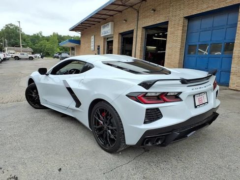 Used 2023 Chevrolet Corvette Stingray Preferred Cpe w/ Z51 Performance Package RWD image 10