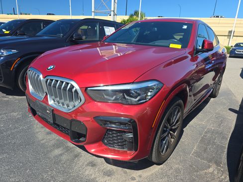 Used 2022 BMW X6 xDrive40i w/ M Sport Package AWD/4WD image 3