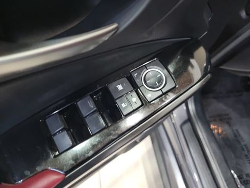 Used 2023 Lexus IS 300 w/ Comfort Package RWD image 10