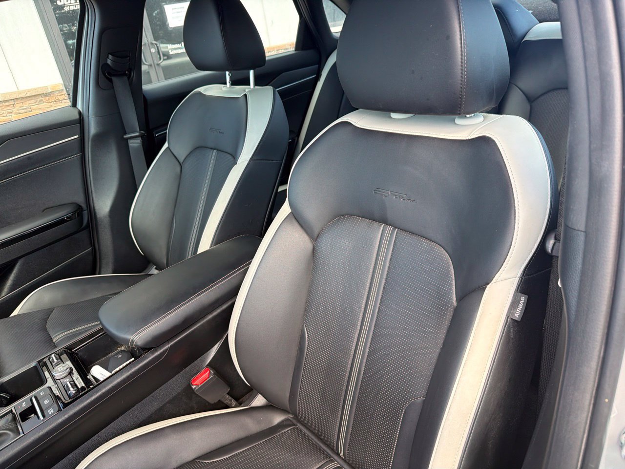 Used 2025 Kia K5 GT-Line AWD/4WD image 2